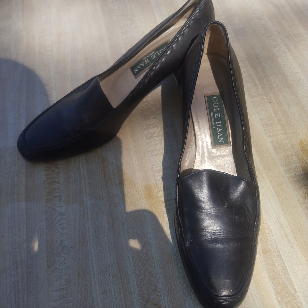 Cole-Haan Women's 2" Heel Black Italy Pumps Shoes Size 7.4B (179)
